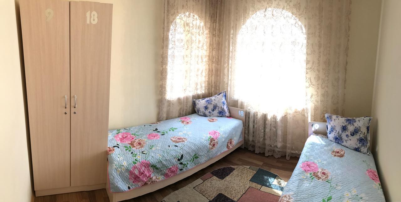 Hostel A99 อัสตานา ภายนอก รูปภาพ